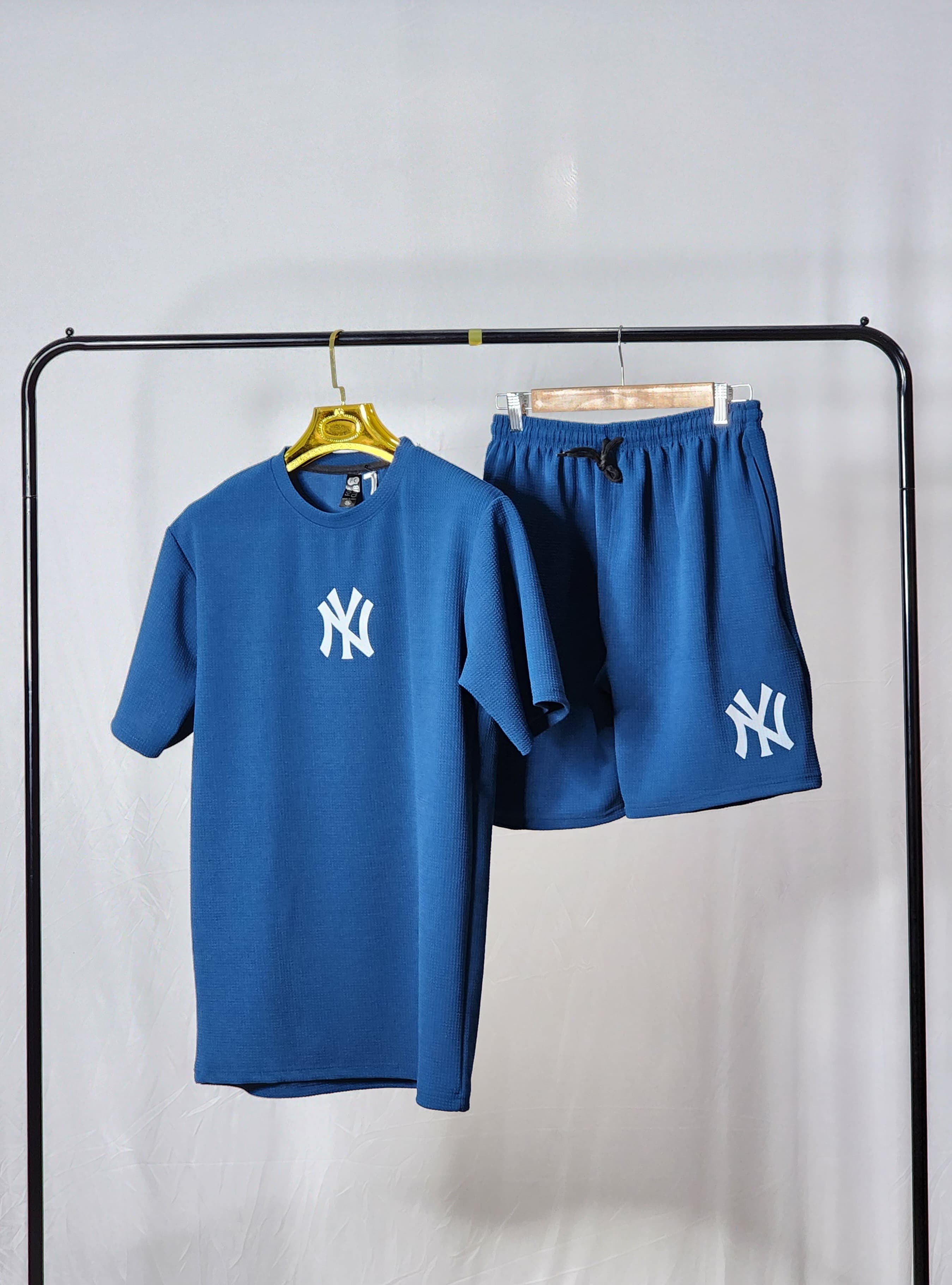 T Shirt Set
